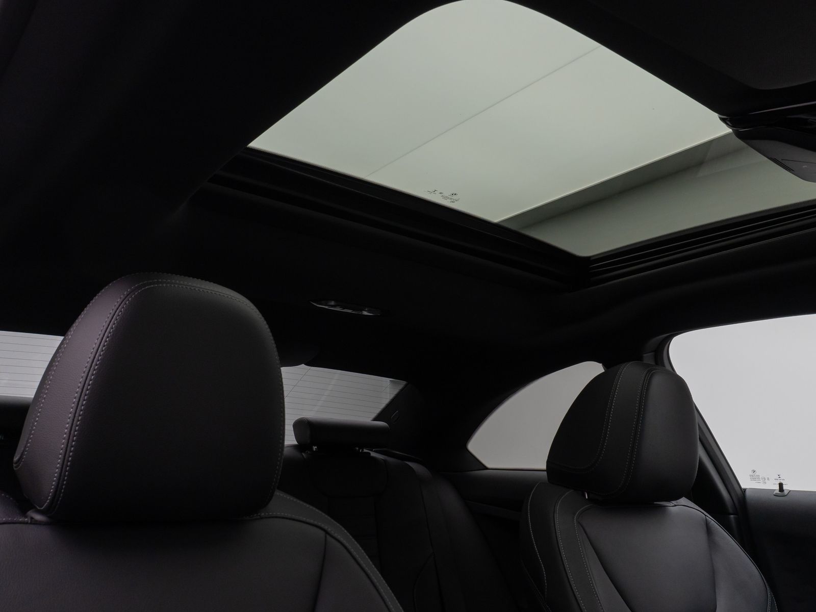 Fahrzeugabbildung BMW M240i xD Coupé Glasdach Kamera HUD H/K Stop&Go