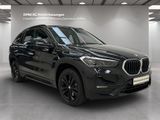 BMW X1 xDrive20i Sport Line Navi Parkassist HiFi - BMW X1 in Frankfurt (Main)