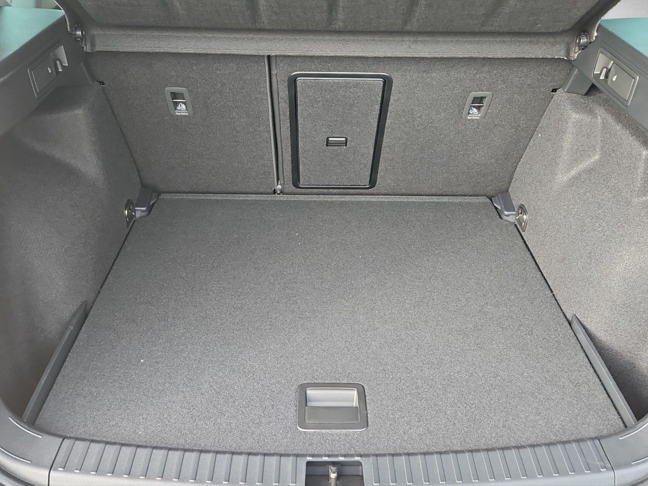 Fahrzeugabbildung SEAT Ateca FR AHK,Navi,LED,SHZ,Kamera