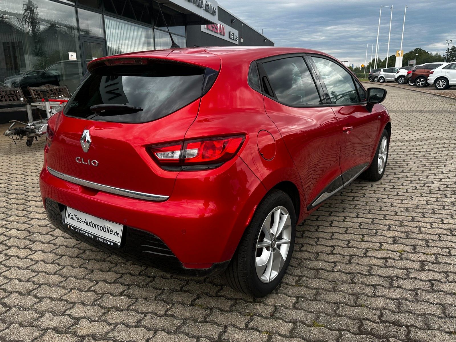 Fahrzeugabbildung Renault Clio IV Limited Klimaaut/ DAB/ ALU / Nav / TOP