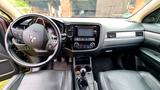 Mitsubishi Outlander 2.0 MIVEC Plus ClearTec 4WD CVT Plus - Mitsubishi Outlander: Plus