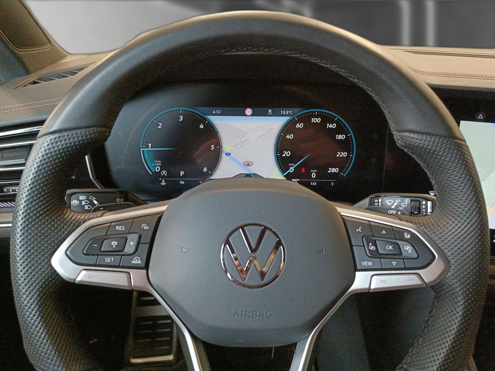 Volkswagen Touareg - Bild 12