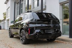 BMW XM / BOWERS & WILKINS / AHK / M DRIVERS BMW XM / BOWERS & WILKINS / AHK / M DRIVERS