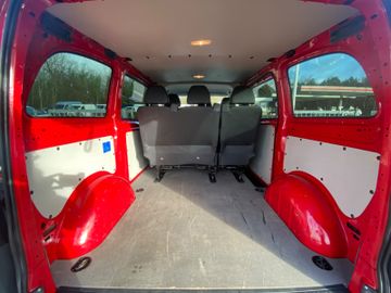 Fahrzeugabbildung Mercedes-Benz Vito 111 CDI Kompakt Mixto*6.Sitze*Klima*Leder*