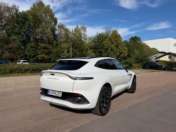 صورة 4 لـ 2020 Aston Martin DBX