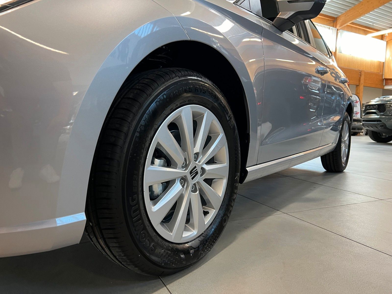 Fahrzeugabbildung SEAT Ibiza 1.0 TSI Style