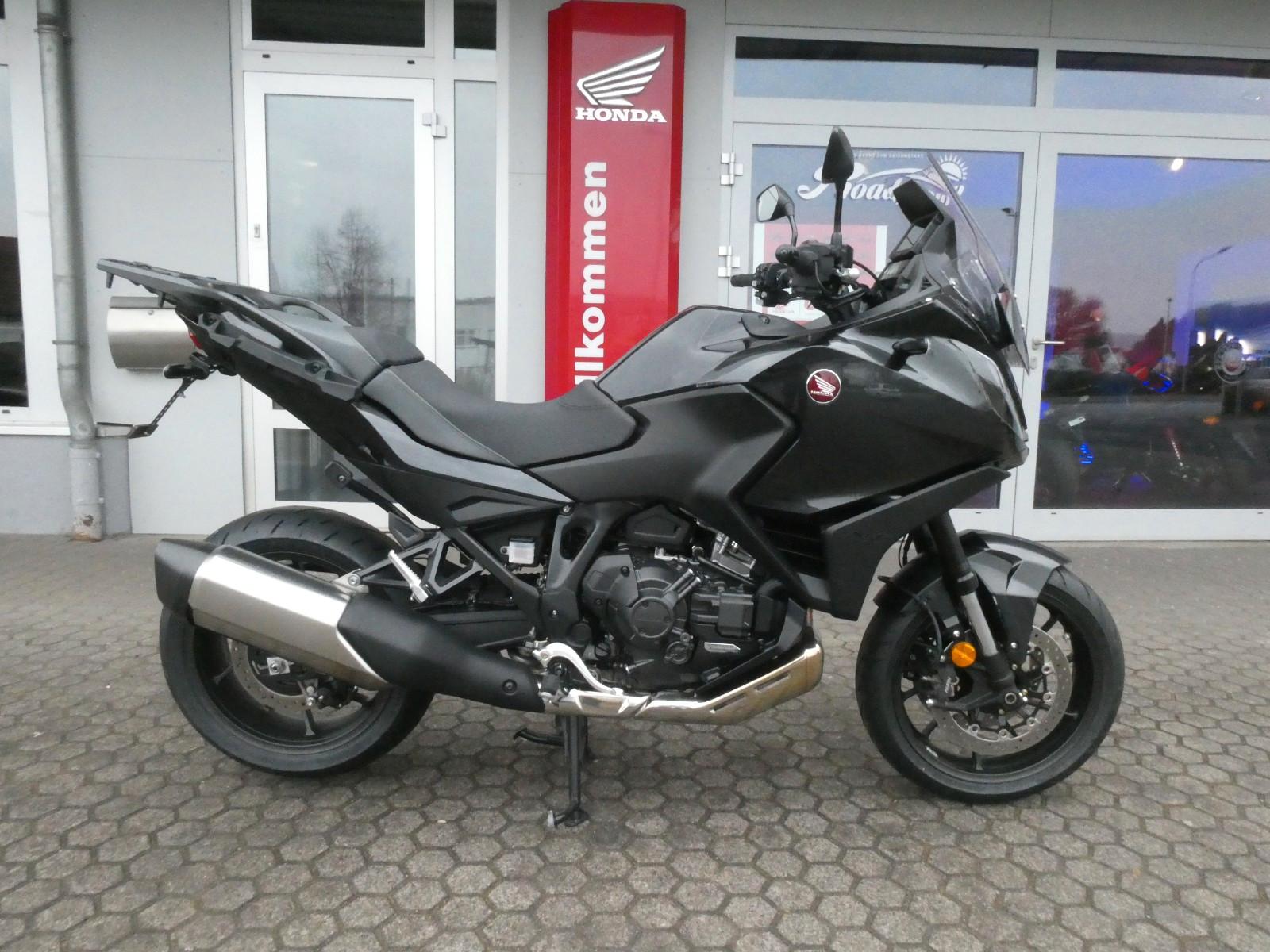 Honda NT 1100 DCT - Inspektion u. Reifen neu !