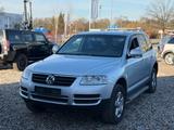 Volkswagen Touareg R5 2.5TDI 4X4 Navi Alu Klima AHK - Volkswagen Touareg aus 2004: TDI