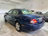 Jaguar X-Type 2.2 D Classic *Automatik*Tempomat*Leder* - Jaguar Gebrauchtwagen von 2010