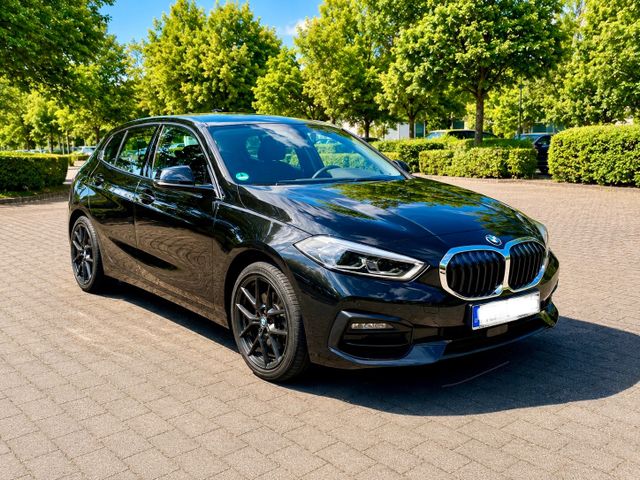 BMW 118i Advantage + Navi + Automatik