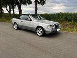 Mercedes-Benz Mercedes Benz W124 S124 300 24v Cabriolet - Mercedes-Benz 300: Cabrio, 24
