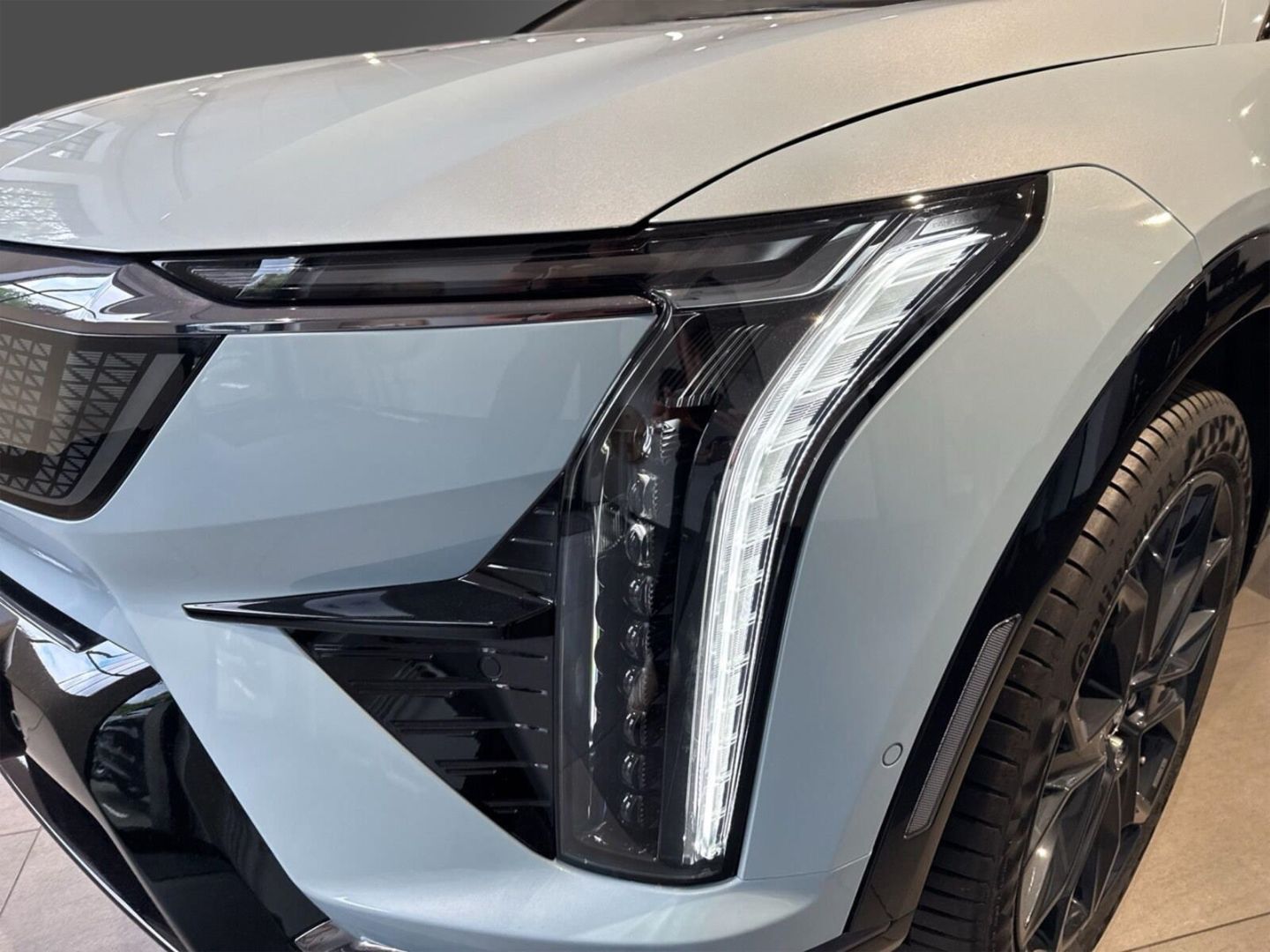 Fahrzeugabbildung Cadillac OPTIQ AWD Studio Edition 1 of 50 inkl. Winterrad