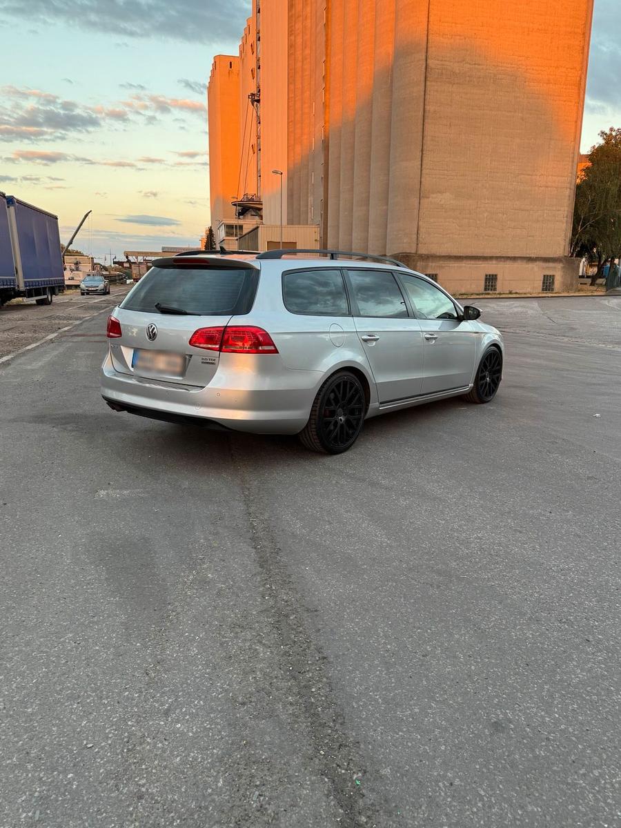 Volkswagen Passat 2012 — photo 5