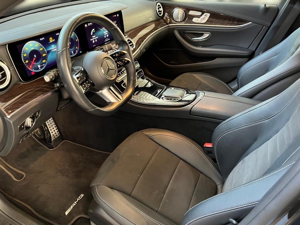 Fahrzeugabbildung Mercedes-Benz E 220 d T AMG AHK ACC 360° LED Burmester Memory