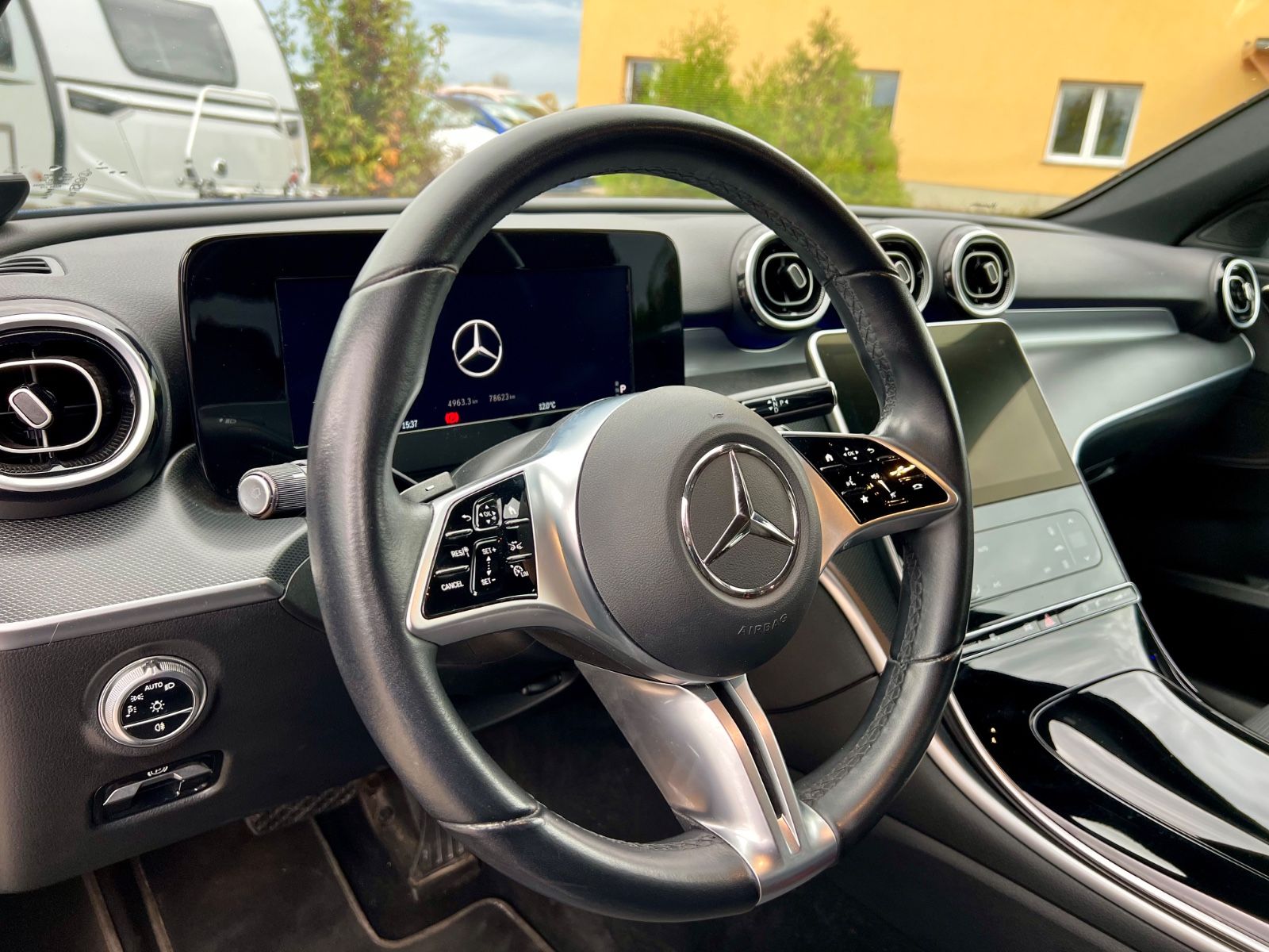 MERCEDES-BENZ C 200 C200 d AVANTGARDE AAC SHZ AHK NAVI KAMERA
