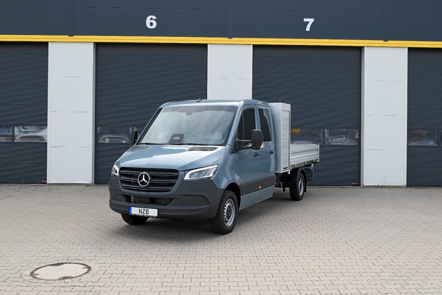 Mercedes-Benz Sprinter 317 CDI DOKA SOFORT * AHK/MBUX/LED