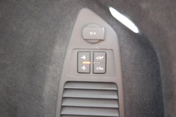 Volkswagen Touareg - 5