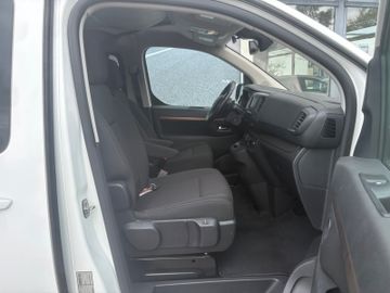 Fahrzeugabbildung Toyota Crosscamp Aufstelldach Navi RFK uvm