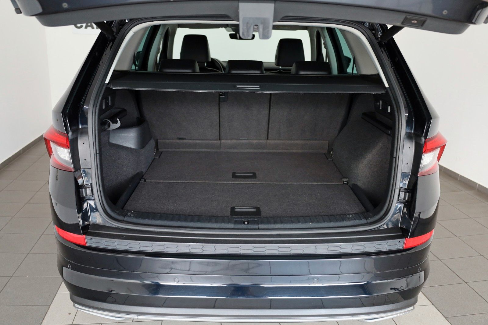 Fahrzeugabbildung SKODA Kodiaq L&K 4x4 Leder,Navi,LED,360°,ACC,AHK,SR+WR