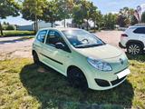 Renault Twingo 1.2 eco 2 in Pastell-Grün - Renault Twingo Gebrauchtwagen in Augsburg