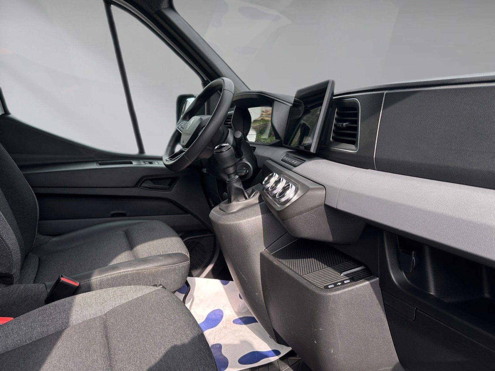Renault Master IV Kasten Hochraum 3,5t L2H2 BLUE dCi 150 – Bild 7