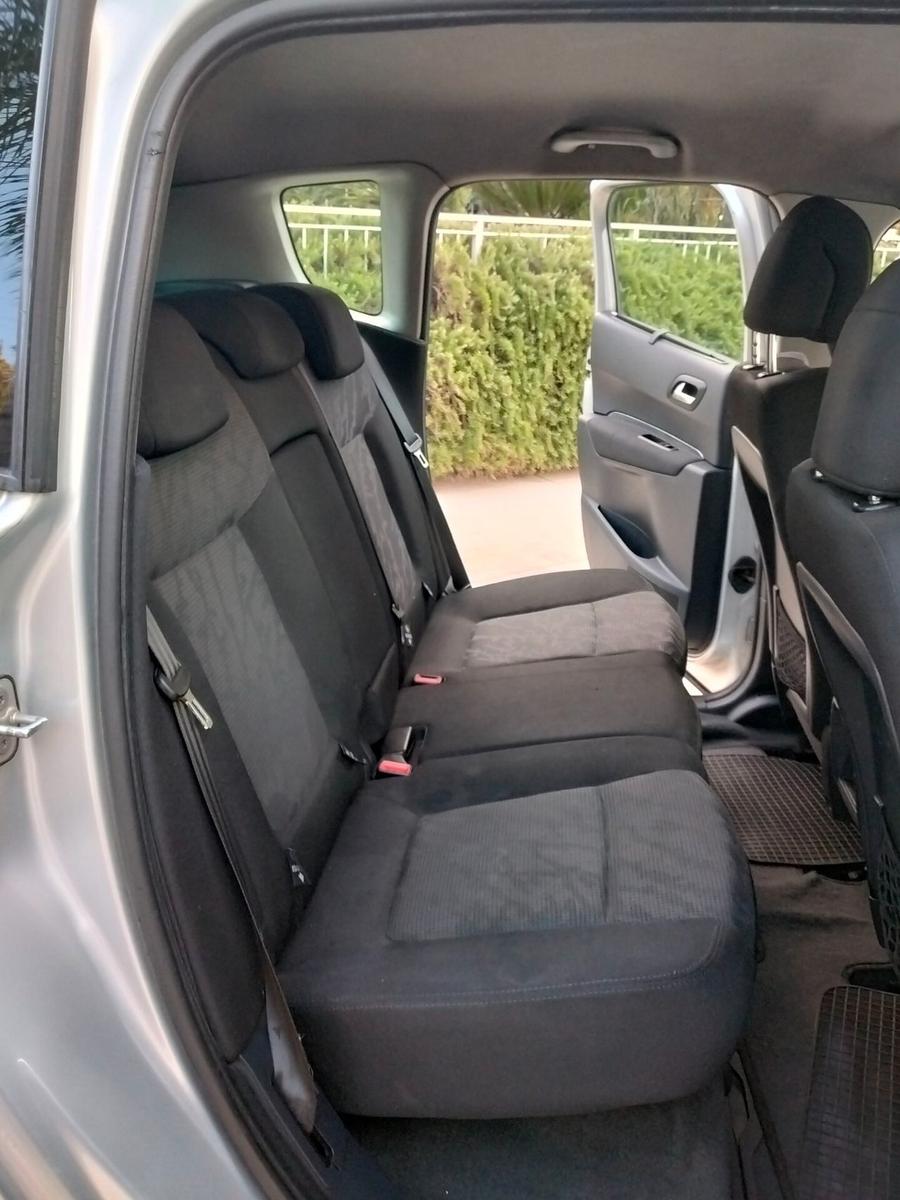 Peugeot 3008 2009 — photo 13