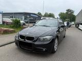 BMW 318 3 Touring 318d**M-PAKET** - BMW 318 aus 2009: Kombi, 318d