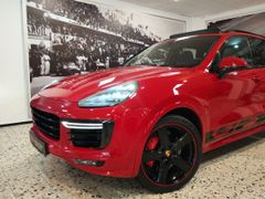 Fahrzeugabbildung Porsche Cayenne GTS *SPORTDESIGN* (BOSE/PANO/CHRONO/PASM