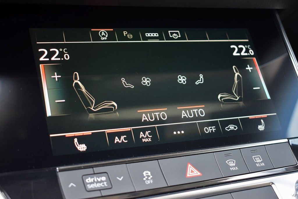 Audi A6 Avant 50 TDI qu Tip. S-line Matrix ACC PDC foto 10