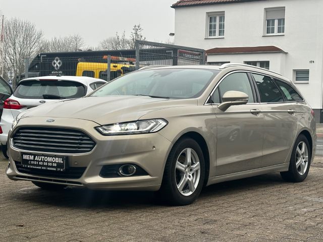 Ford Mondeo Turnier Titanium VOLL !! AHK LED Euro6