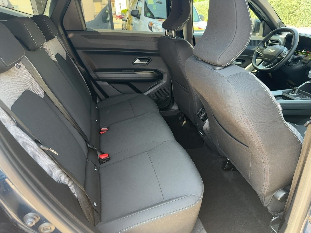 Fahrzeugabbildung Dacia Bigster Journey HYBRID 155 el.Heckkl. SHZ Kamera