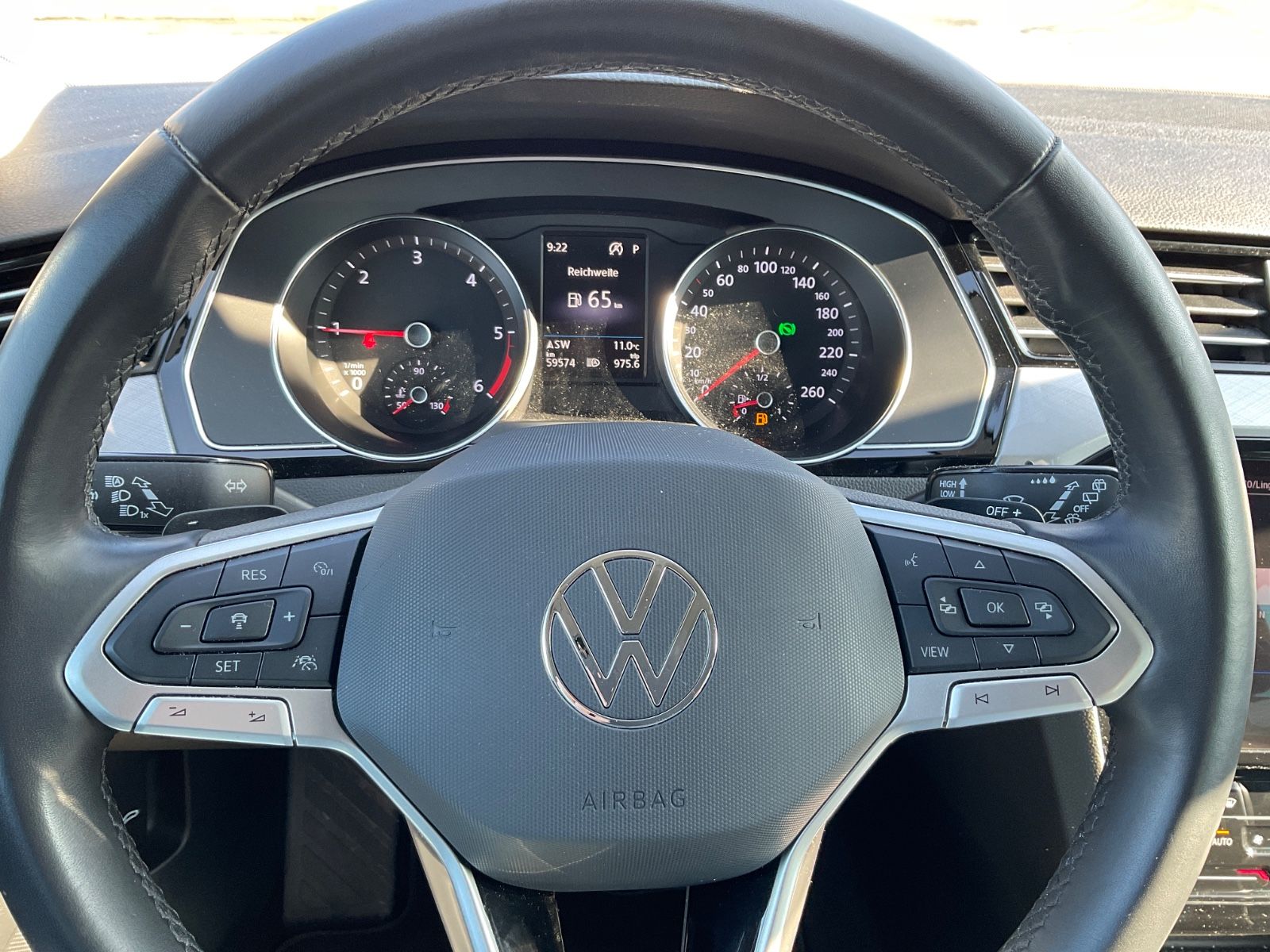 Fahrzeugabbildung Volkswagen Passat Variant 2.0 TDI DSG Busi,ACC,AHK,Kamera