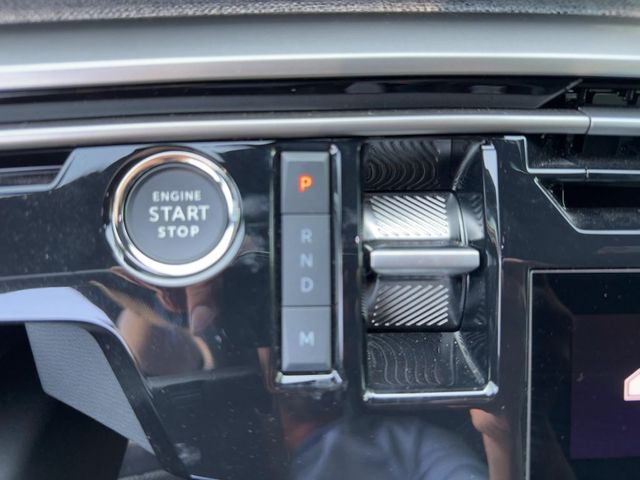 Foto Nummer 21: PEUGEOT 5008