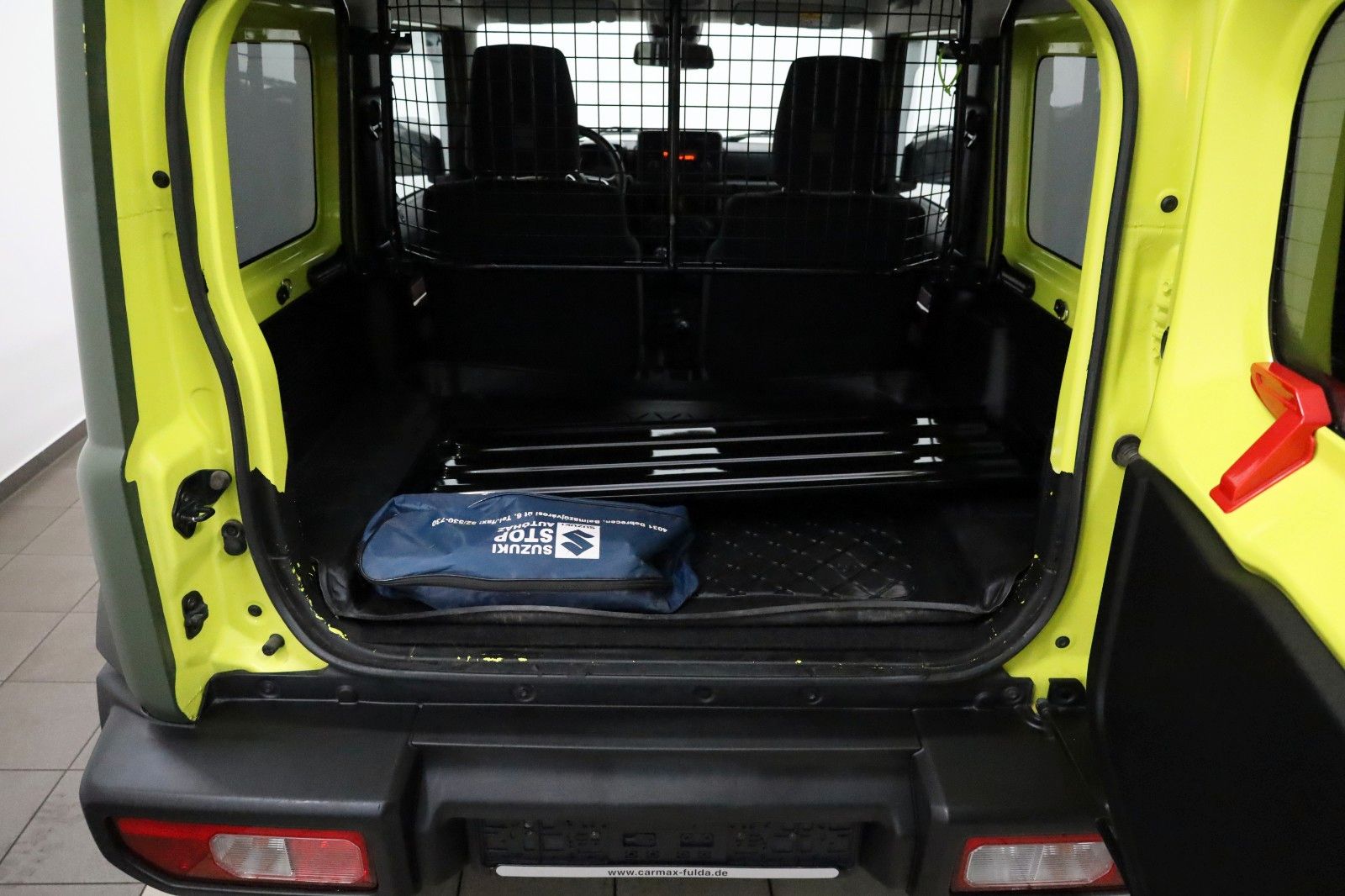 Fahrzeugabbildung Suzuki Jimny Comfort AllGrip NFZ, Foliert,Seilwinde