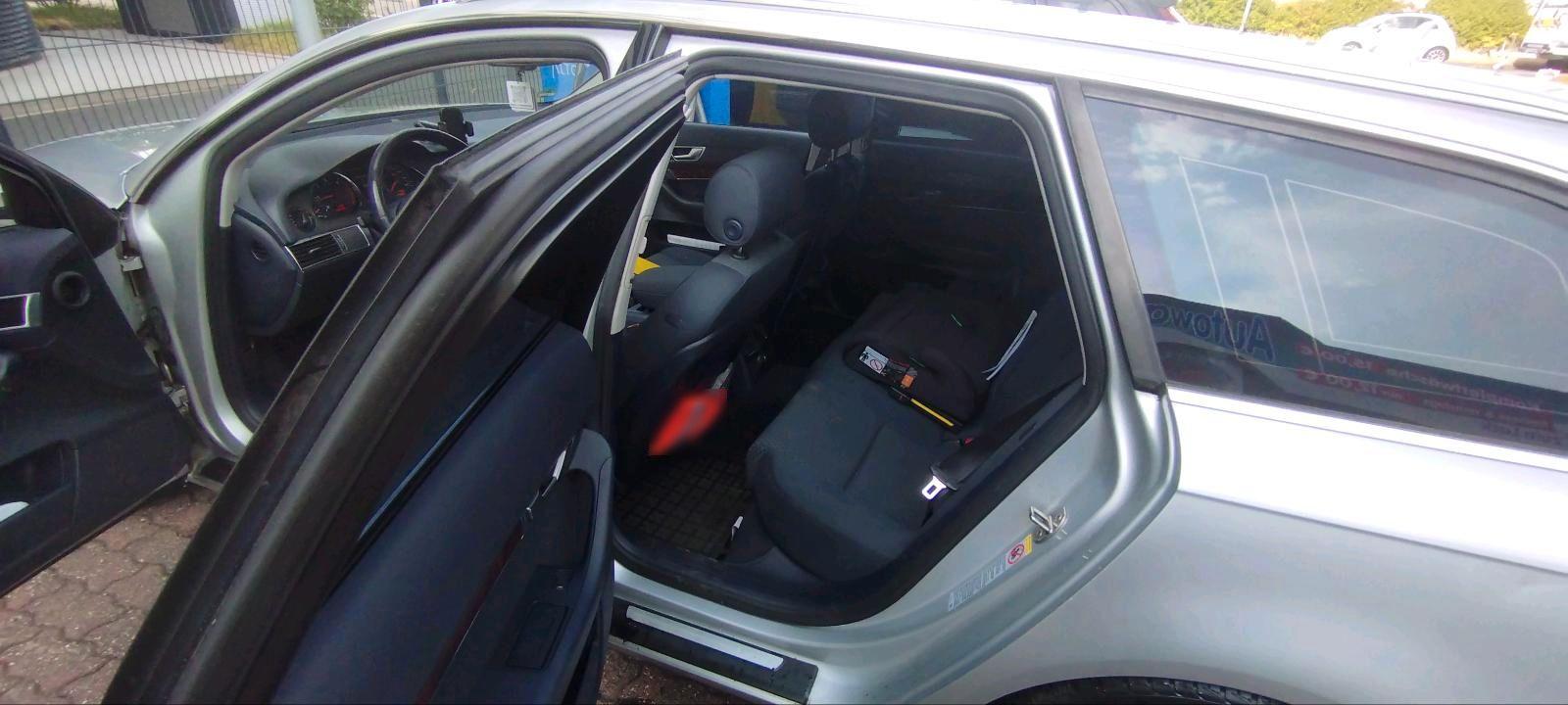 Audi Quattro 2005 — photo 10