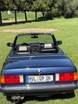 BMW 320 Cabrio VOLLRESTAURIERT  - BMW 320 aus 1988 mit Benzin-Antrieb: Cabrio