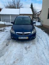 Opel Zafira Tüv 09/27 Einsteigen losfahren - Opel Zafira aus 2005 mit Diesel-Antrieb