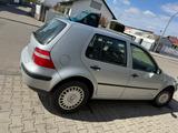 Volkswagen Golf 1.6 Auto Basis Basis - Volkswagen Golf aus 2003: 1.6