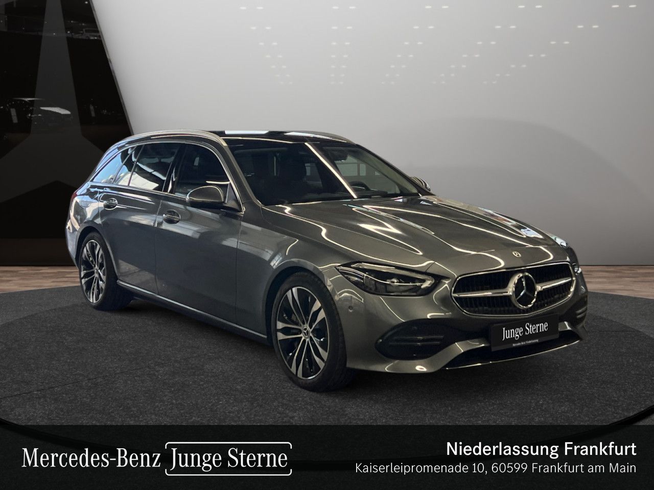 Mercedes-Benz C 300 d T Avantgarde Pano AHK Distr DigiLig HuD foto 4