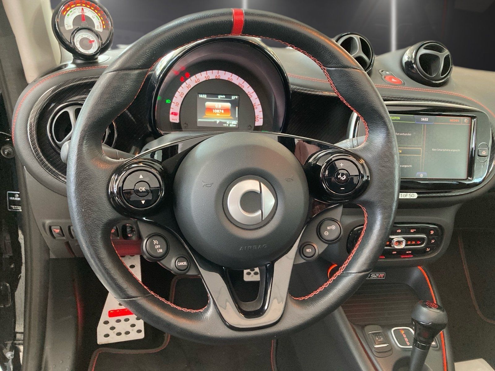 Fahrzeugabbildung Smart EQ fortwo BRABUS R92 Cabrio Leder Kamera