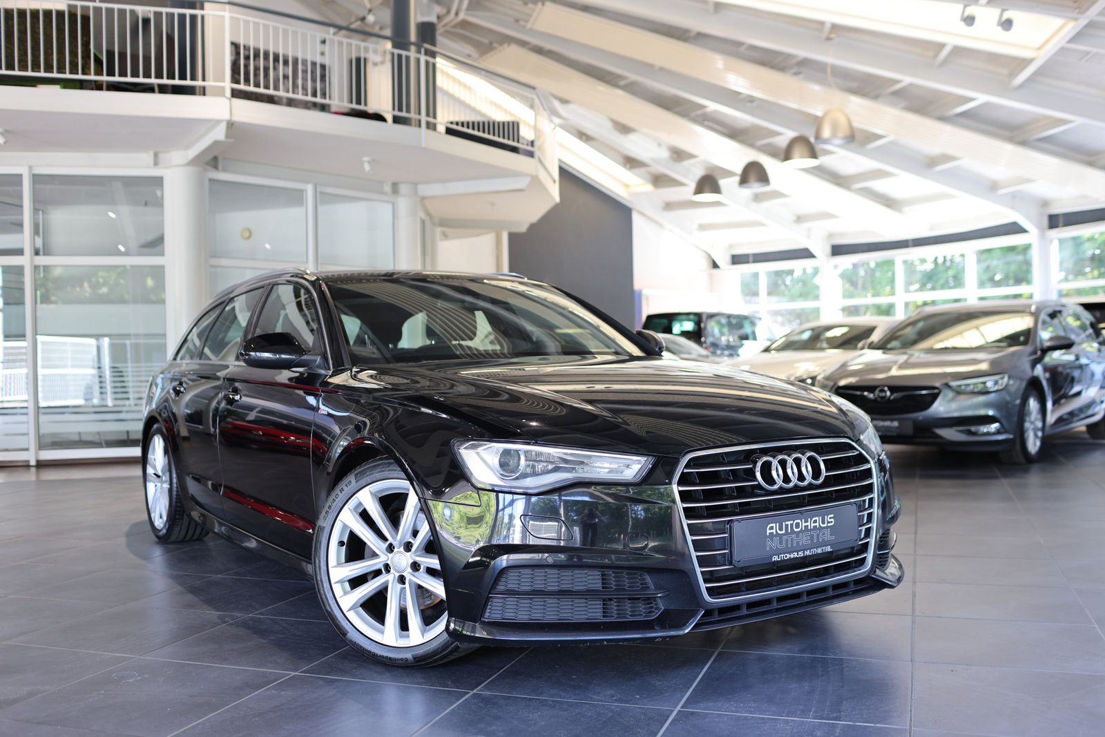 Audi A6 - 1