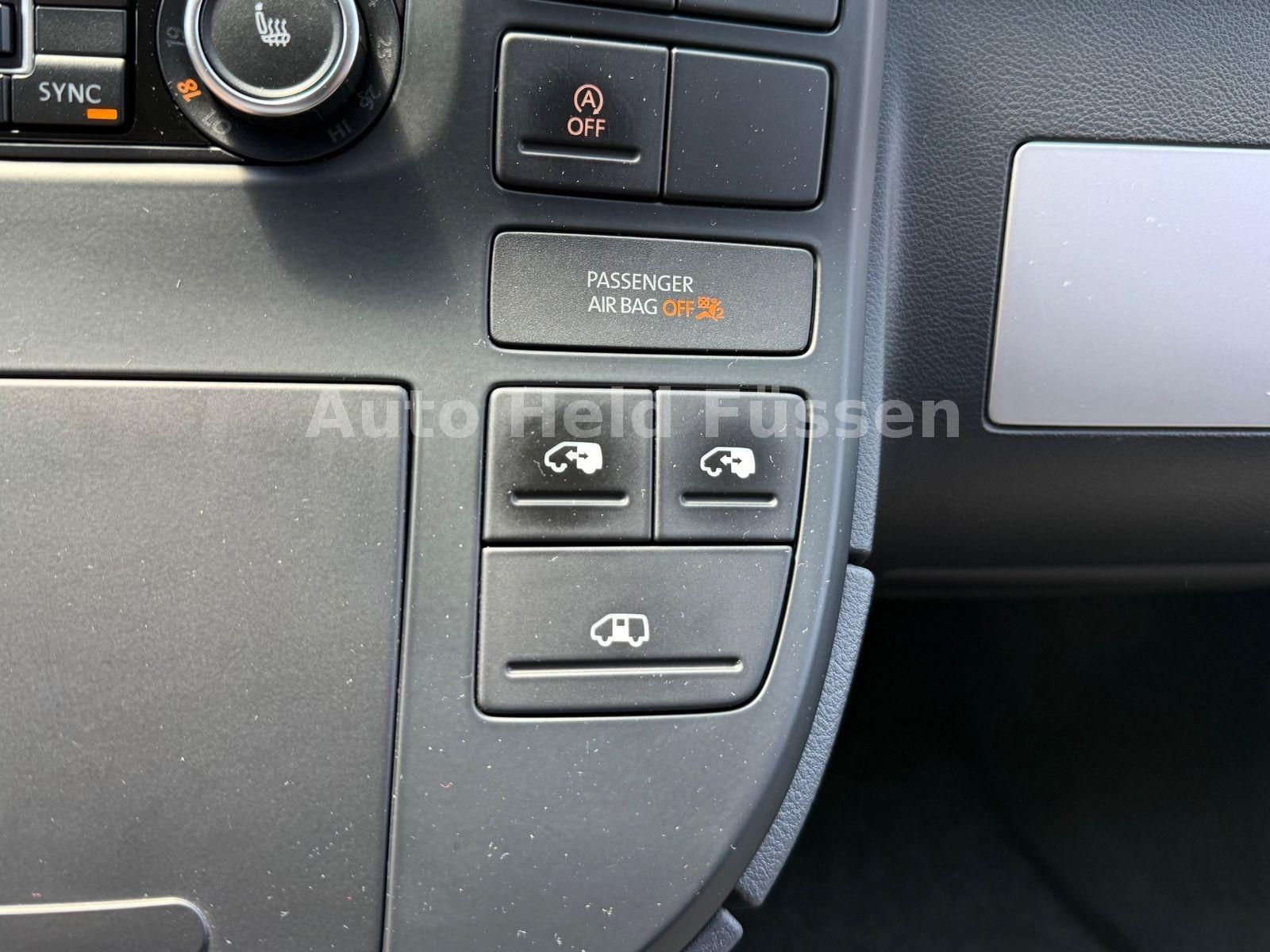 VOLKSWAGEN T5 MULTIVAN LIFE 2.0 TDI 180ch DSG - 7 PLACES - PORTES COULISSANTES ÉLECTRIQUES - ATTELAGE - CAMÉRA DE RECUL