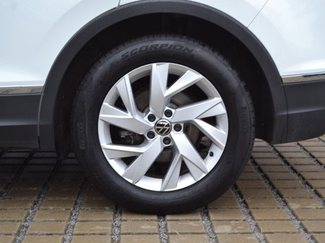 Tiguan 1.5 TSI DSG Elegance AHK/18-ZOLL/MATRIX/N