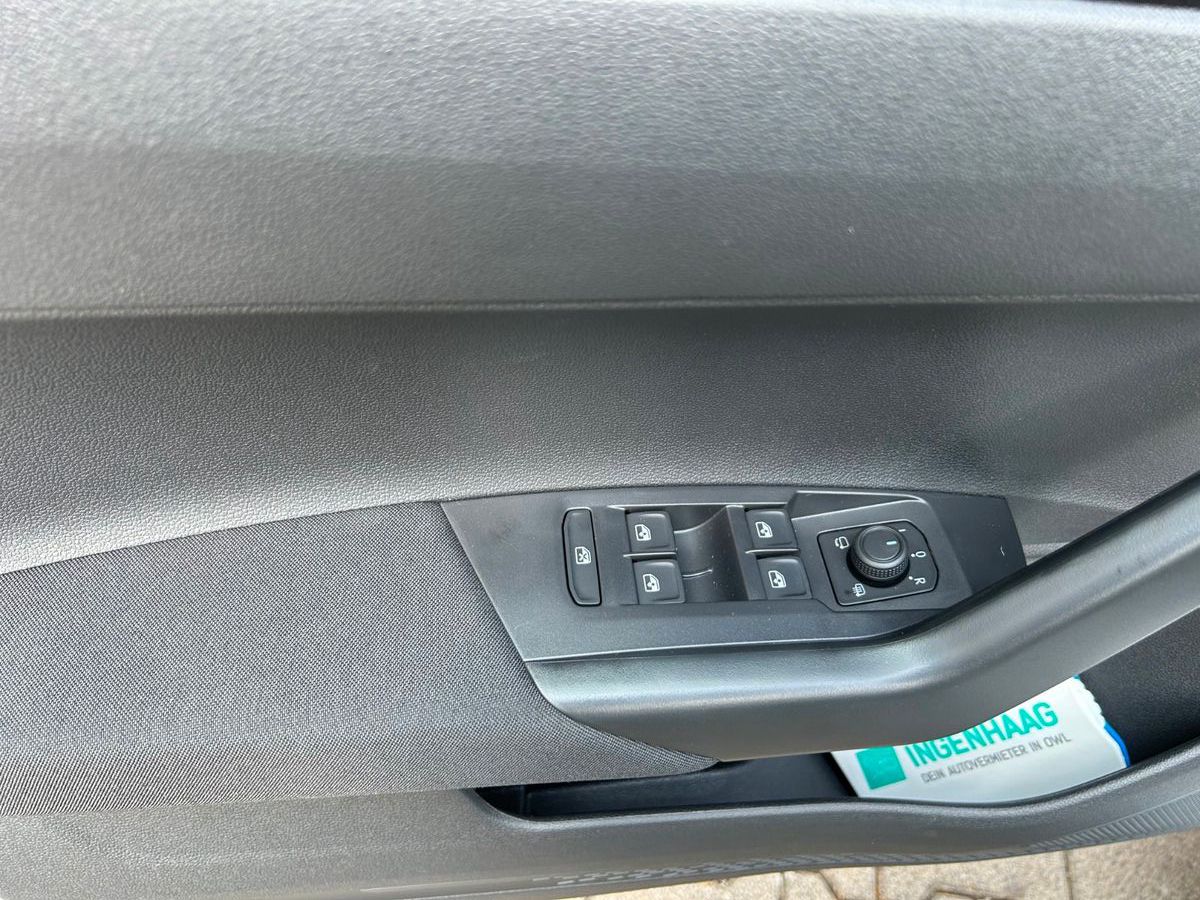 Fahrzeugabbildung Volkswagen Taigo Life 1,0 TSI ACC  Alu SHZ Digital Cockpit