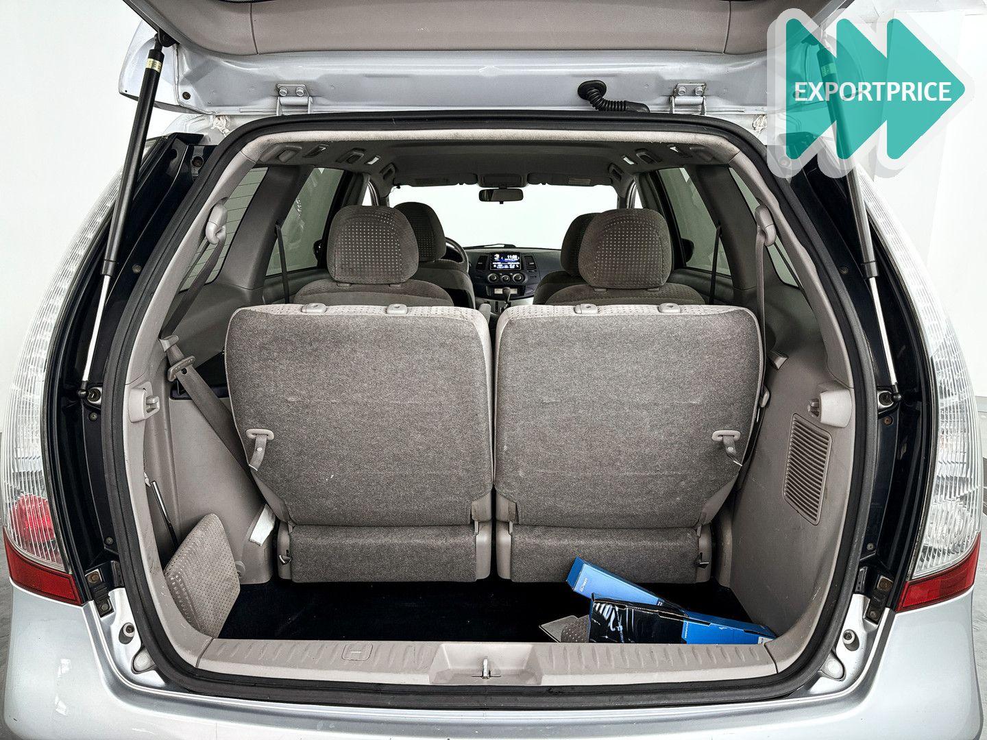 Mitsubishi Grandis 2005 — photo 12