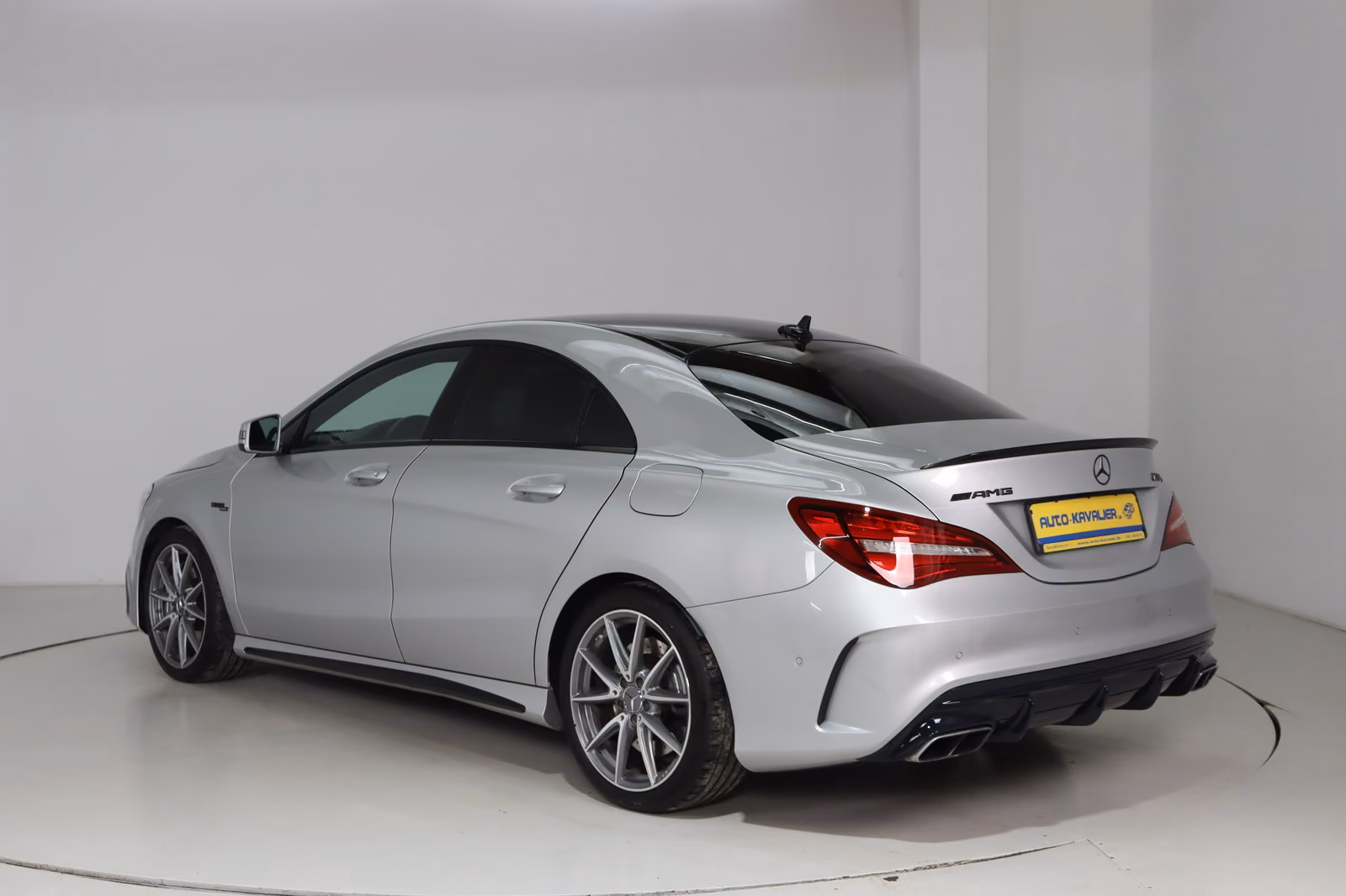 Mercedes-Benz CLA 45 AMG 4Matic Coupe * Led * Navi * Alcantara