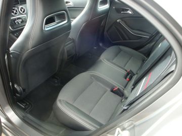 Mercedes A 180 - 12