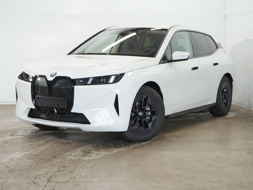 Image of BMW iX