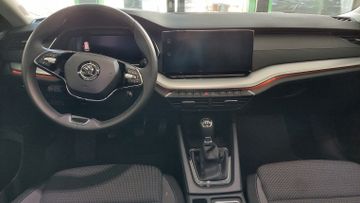 Fahrzeugabbildung SKODA Octavia Combi Ambition