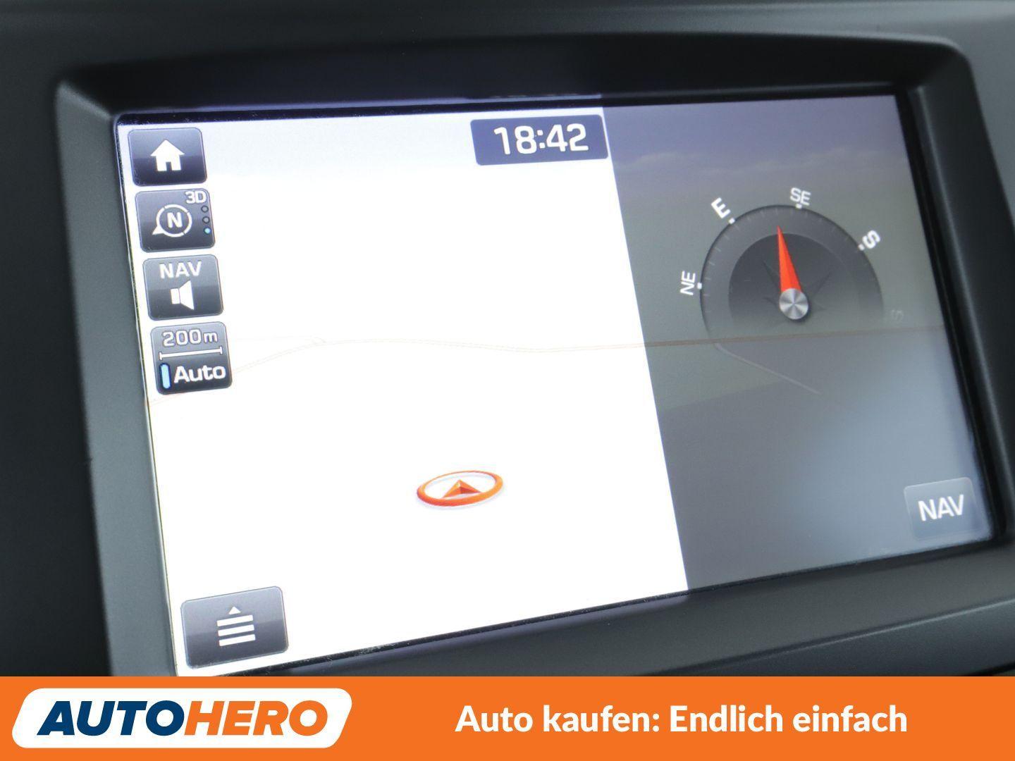 Hyundai i10 1.2 Style Aut.*NAVI*SHZ*LHZ*ALU*KLIMA*